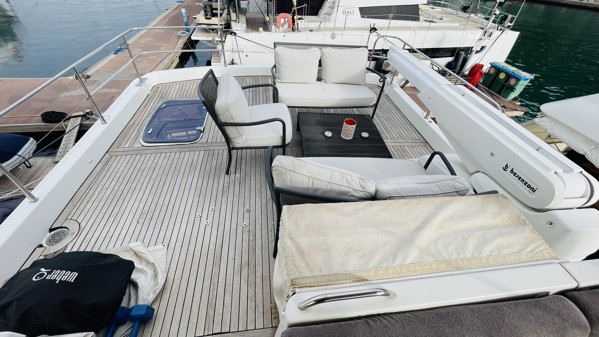 2011 BENETEAU SWIFT TRAWLER 52