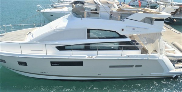 2011 FAIRLINE SQUADRON 42