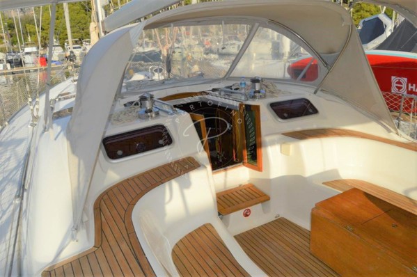 2008 BAVARIA VISION 50