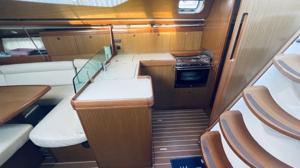 2007 JEANNEAU 42 DS 