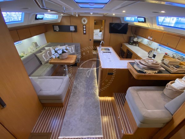 2013 BAVARIA CRUISER 56