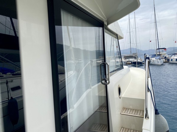 2021 BENETEAU SWIFT TRAWLER 41- DOCKMATE 