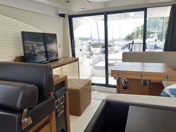 2014 BENETEAU GT 49