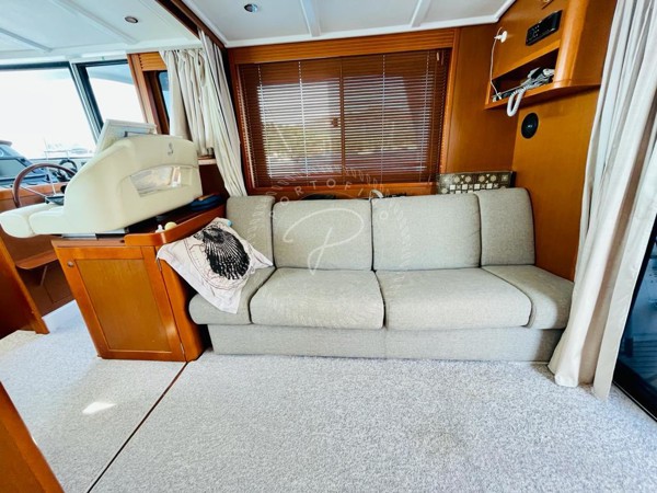 2014 BENETEAU SWIFT TRAWLER 44