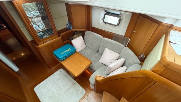 2004 SOLARIS 76