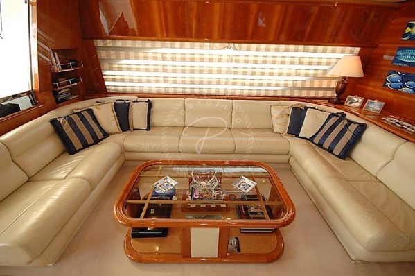 2001 FERRETTI 80