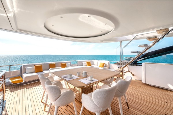 2021 AZIMUT GRANDE TRIDECK