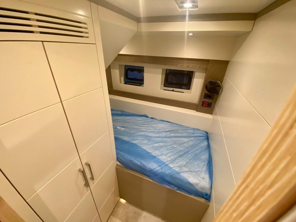 2018 SIRENA YACHTS 64