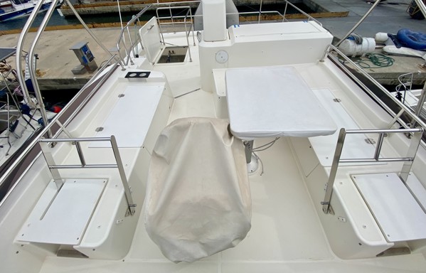 2021 BENETEAU SWIFT TRAWLER 41- DOCKMATE 