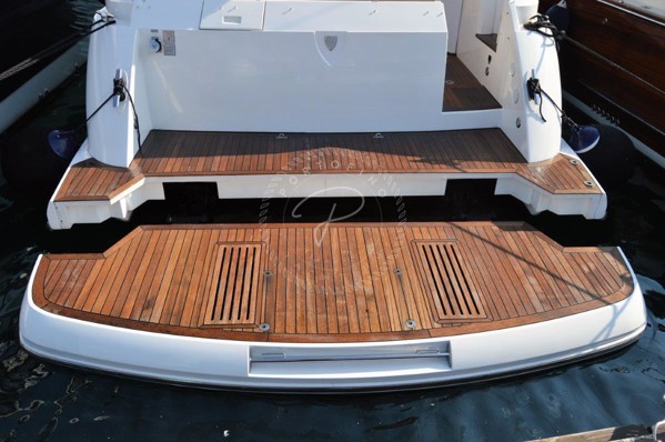 2014 FAIRLINE TARGA 38