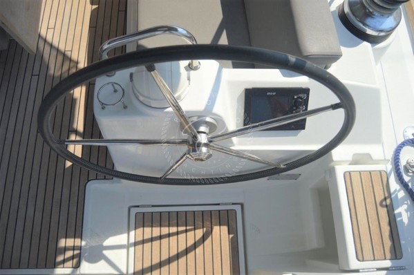 2014 BENETEAU OCEANIS 48