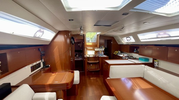 2011 BENETEAU OCEANIS 50