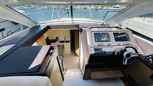 2014 BENETEAU GT 49