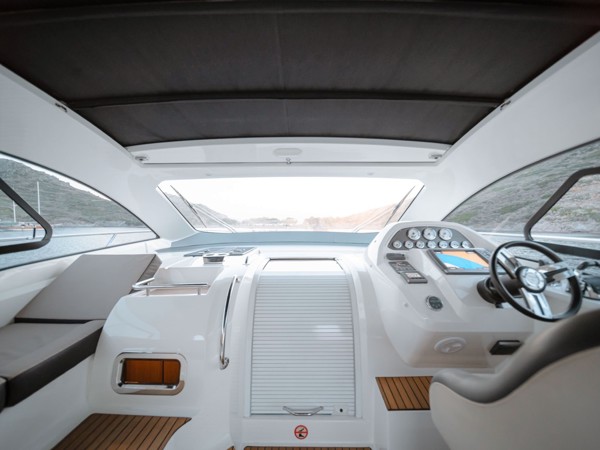 2014 BAVARIA SPORT 44 HT