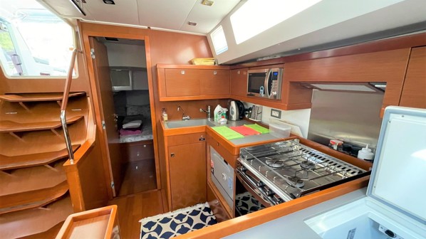 2015 BENETEAU OCEANIS 55