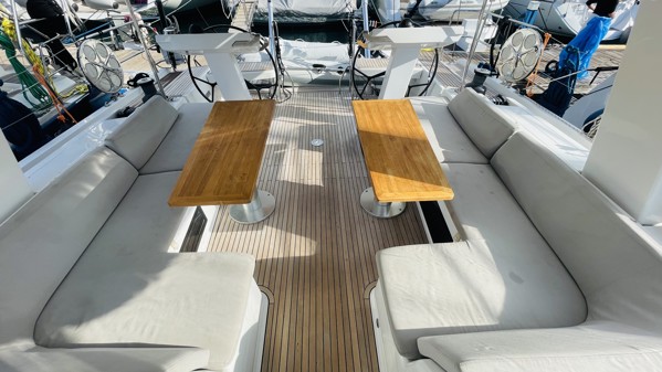 2021 HANSE 548