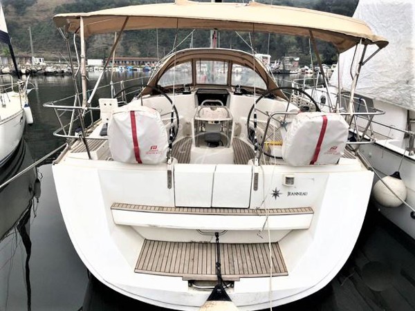 2007 JEANNEAU 49 i