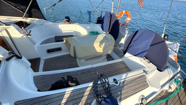 2005 BAVARIA 46 CRUISER 