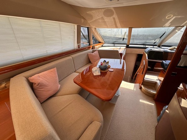 2007 PRINCESS 67