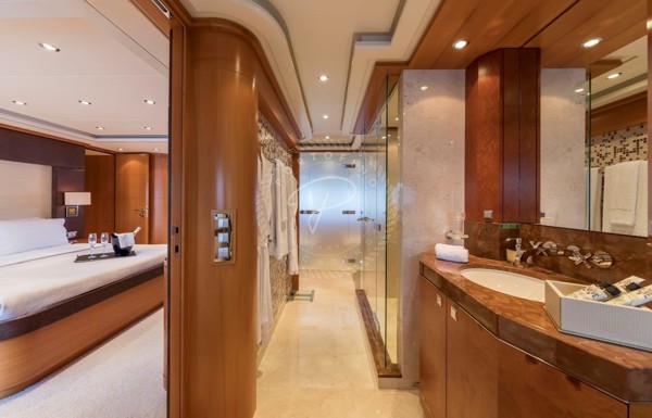 2006/2017 HEESEN YACHTS CUSTOM 37M