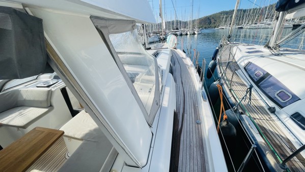 2021 HANSE 548