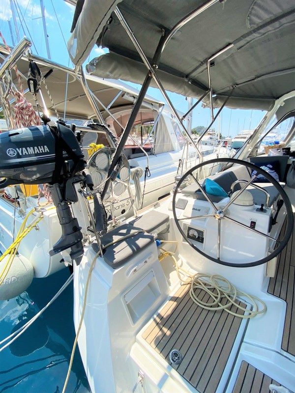 2015 BENETEAU OCEANIS 48