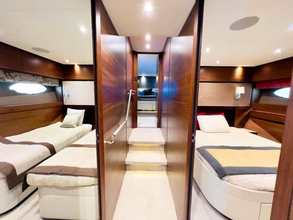 2015 PRINCESS 88