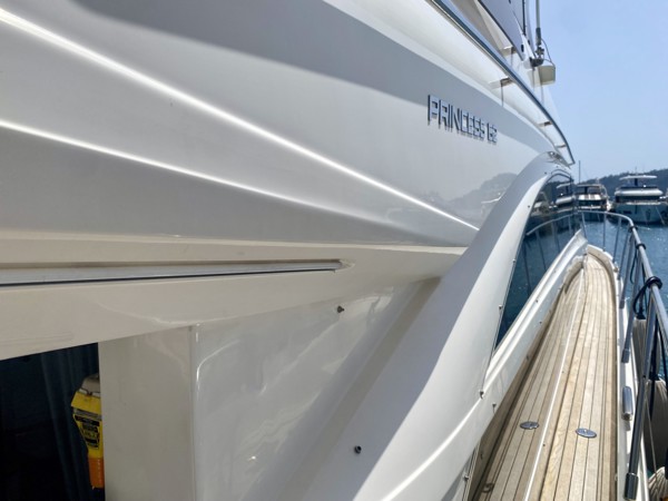 2009 PRINCESS 62