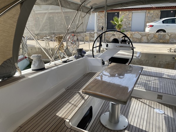 2015 HANSE 575  