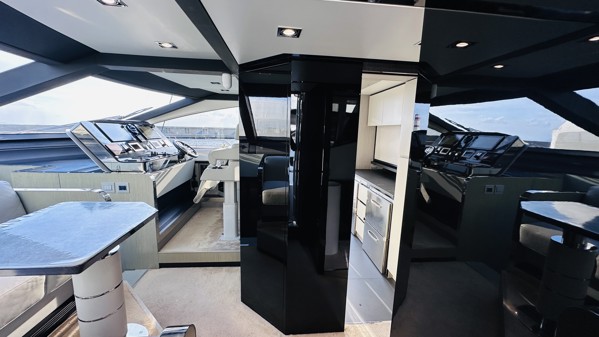 2018 AZIMUT 80