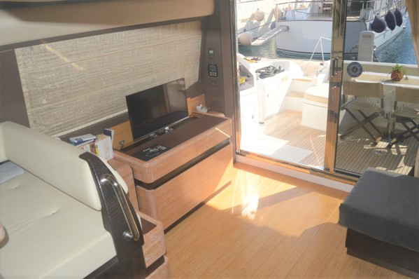 2014 AZIMUT 54 FLY