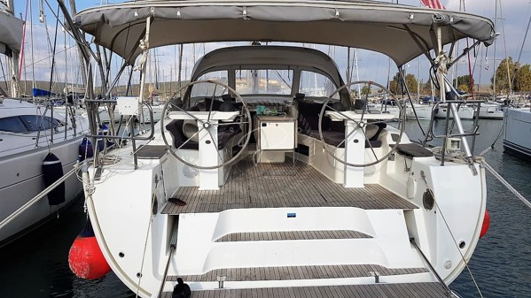 2013 BAVARIA 45 CRUISER