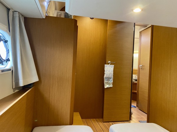 2021 BENETEAU SWIFT TRAWLER 41- DOCKMATE 