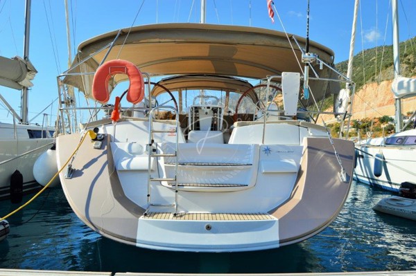 2015 JEANNEAU 53