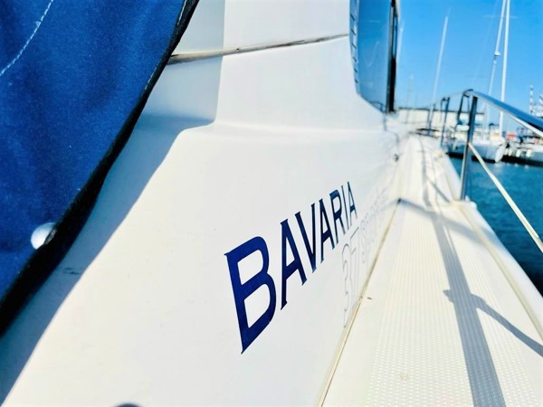 2008 BAVARIA 37 SPORT