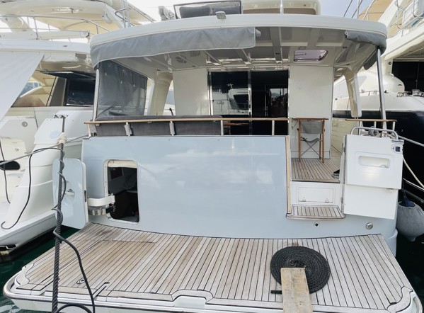 2011 BENETEAU SWIFT TRAWLER 52