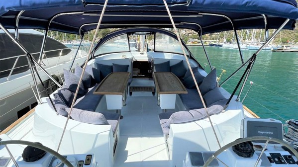 2010 CUSTOM SLOOP 72 FEET