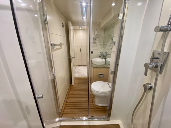 2018 SIRENA YACHTS 64