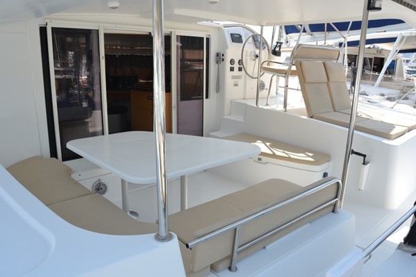 2011 FOUNTAINE PAJOT ORANA 44