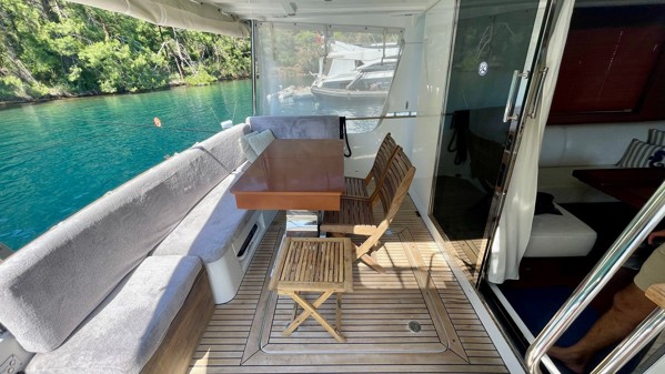 2011 BENETEAU SWIFT TRAWLER 52