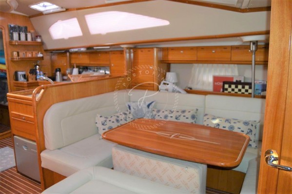 2008 BAVARIA VISION 50