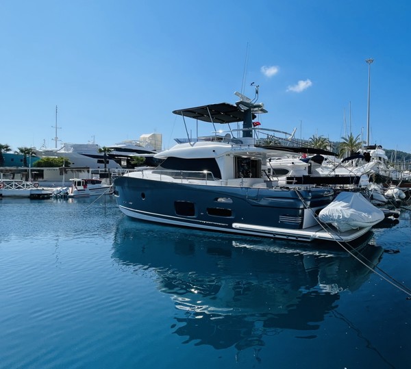 2016 AZIMUT MAGELLANO 53