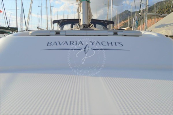 2003 BAVARIA 38 CRUISER