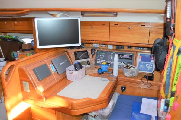 2008 BAVARIA VISION 50