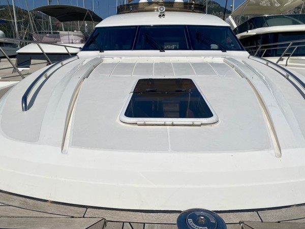 2009 PRINCESS 62