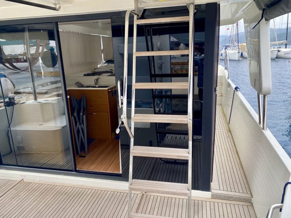 2021 BENETEAU SWIFT TRAWLER 41- DOCKMATE 