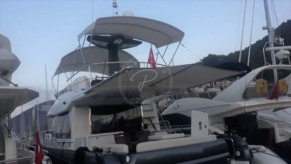 2015 AZIMUT MAGELLANO 53