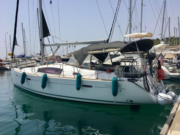 2011 BENETEAU OCEANIS 40 