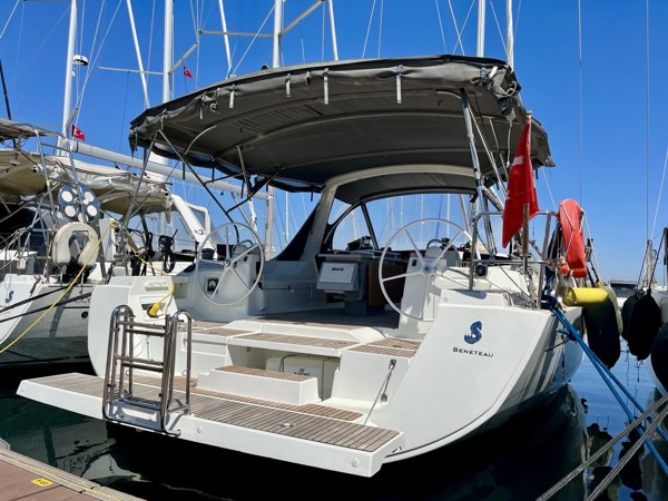 2018 BENETEAU OCEANIS 45