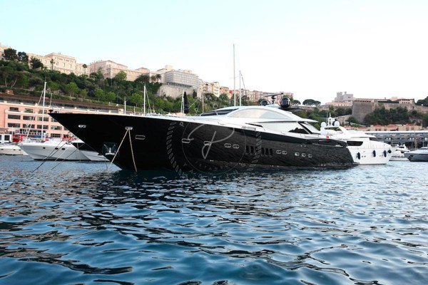 2009 SUNSEEKER PREDATOR 108